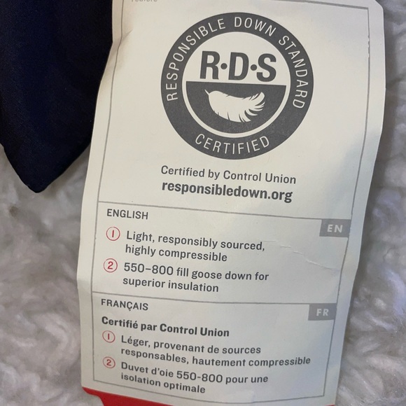 The North Face Cryos Down Insulated Black Quilted Scarf with Snaps - Picture 5 of 13